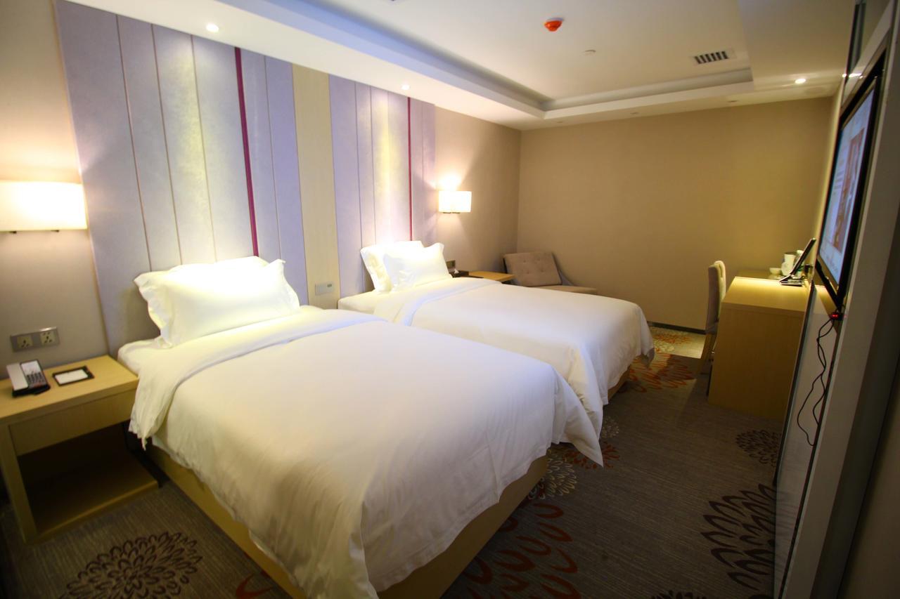 Lavande Hotel Jiujiang Xunyang Road Walking Street Esterno foto